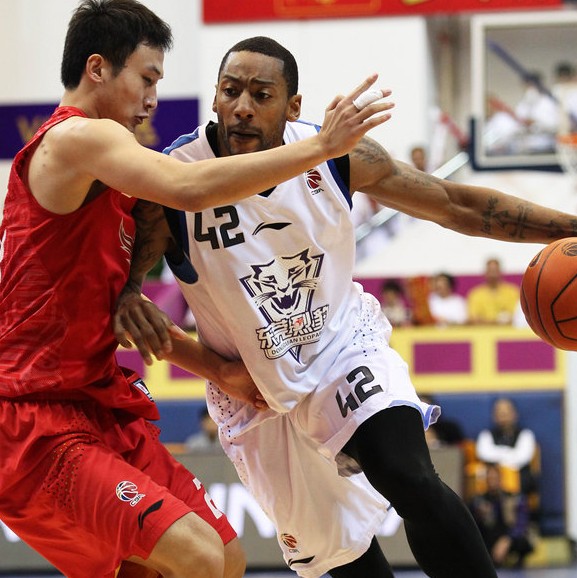 海斯里普昨晚发挥不佳是东莞失败.