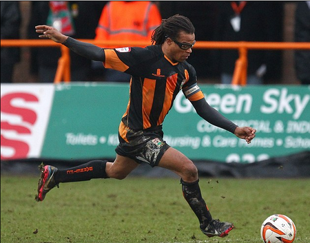 40岁戴维斯仍驰骋赛场