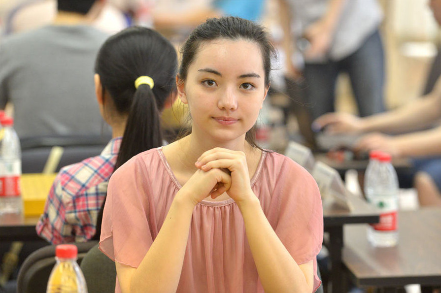 恒康家居签约黑嘉嘉担任形象代言人_虎扑综合