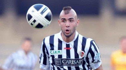 官方:萨索罗以共有形式签下尤文前锋扎扎_虎扑国际足球新声