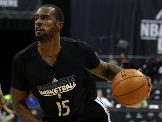 违反规定带妹子进房间,沙巴兹被罚_虎扑NBA新声