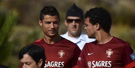 佩佩:C罗是葡萄牙标志,必将留下光辉印记