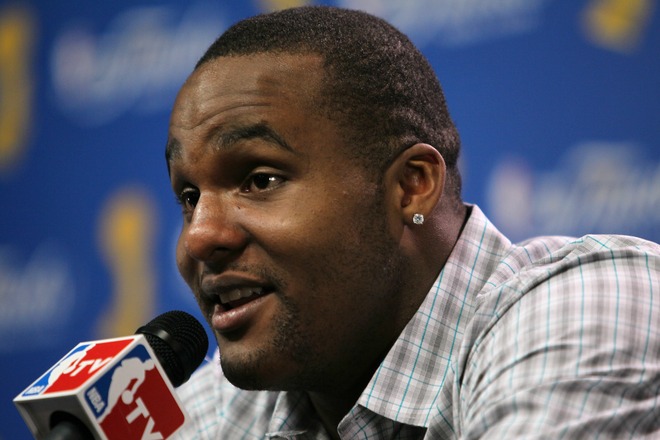 格伦-戴维斯40码冲刺速度堪比詹姆斯_虎扑NBA新声