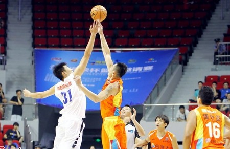 张兆旭10分,海峡杯上海队首胜_虎扑CBA新声