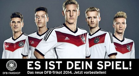 德国队发布新款世界杯战袍,穆勒参与展示