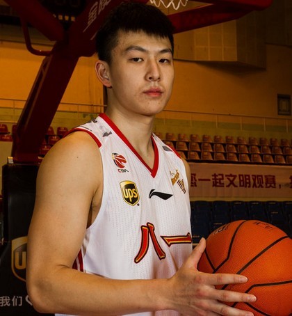 19分!八一控卫田宇翔创生涯得分新高_虎扑CB