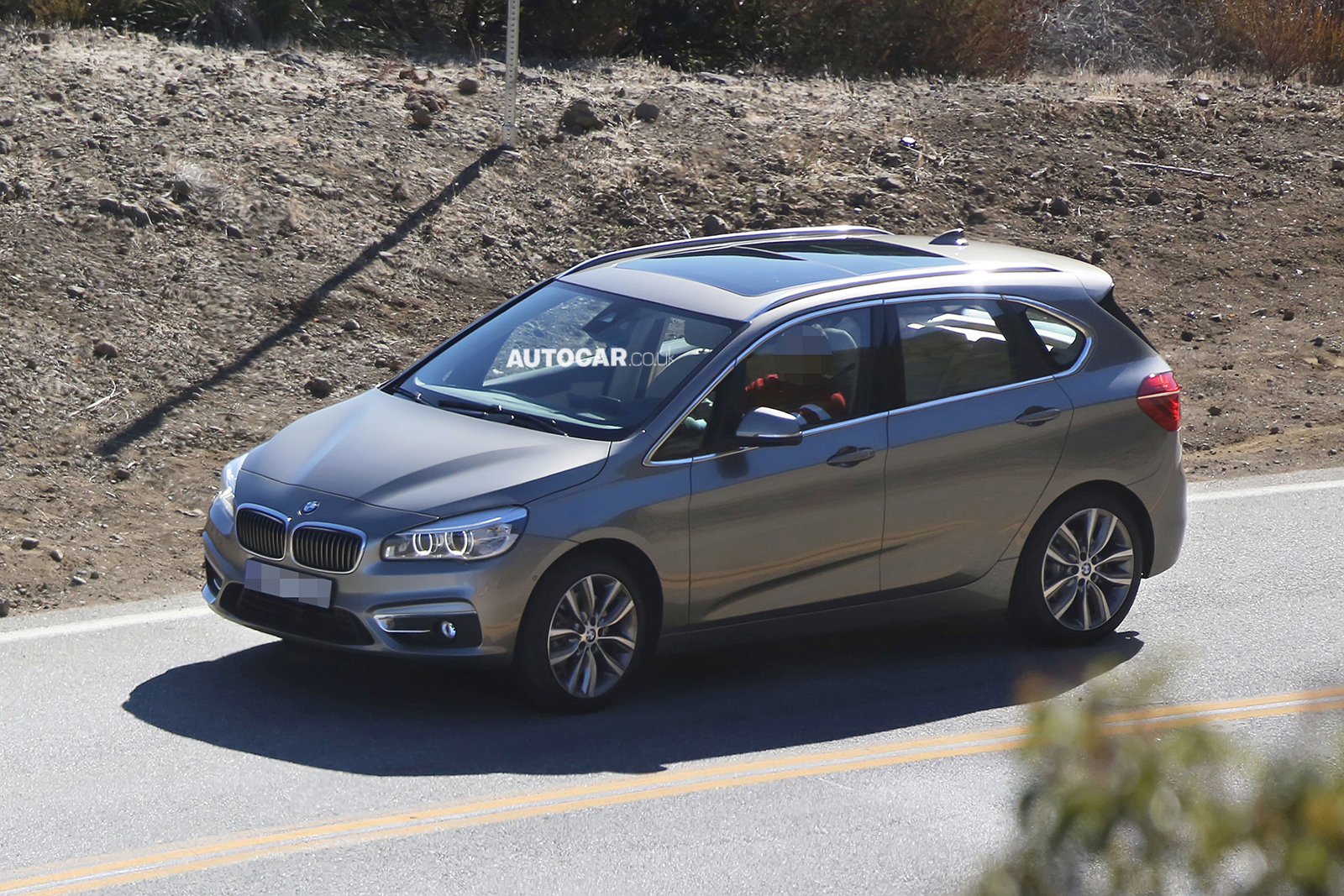 宝马2系MPV即将正式亮相_虎扑赛车新声