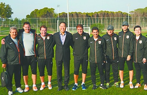 解密库卡豪华教练团队,弟弟助教兼球探_虎扑中