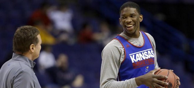 雅虎:乔尔-恩比德决定参加今年选秀_虎扑NBA