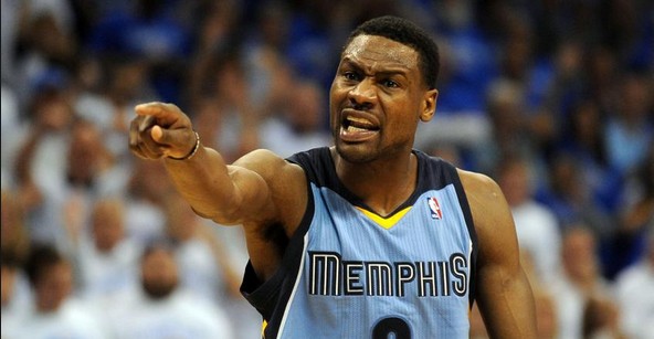 托尼-阿伦13个篮板刷新季后赛生涯纪录_虎扑N