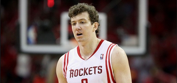 阿西克15个篮板刷新个人季后赛纪录_虎扑NB