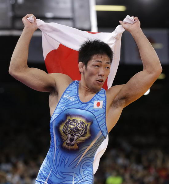 日本成立美少年摔跤队,十帅哥均无项目经验_虎