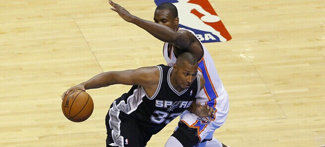 邓肯:迪奥这轮系列赛表现难以置信_虎扑NBA新