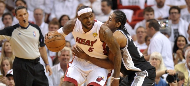 伦纳德:詹姆斯低位背打很出色_虎扑NBA新声