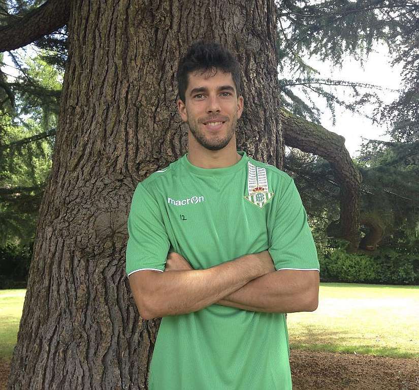 巴列卡诺有意签下AC米兰的西班.