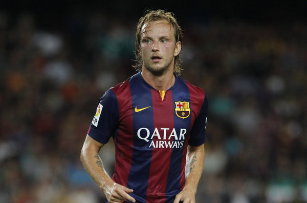 拉基蒂奇:努力向哈维学习丨想随巴萨拿冠军