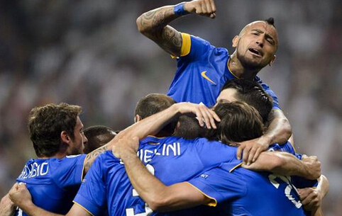 尤文总比分3-2皇马进军柏林