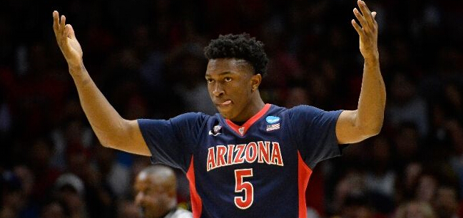 北京时间5月15日,亚利桑那大学的斯坦利-约翰逊(stanley johnson)