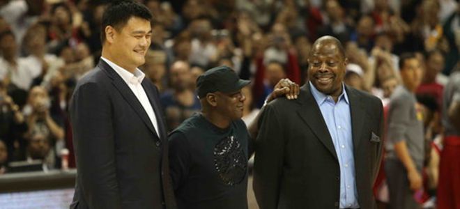 姚明与乔丹一同观战NBA中国赛_虎扑CBA新声