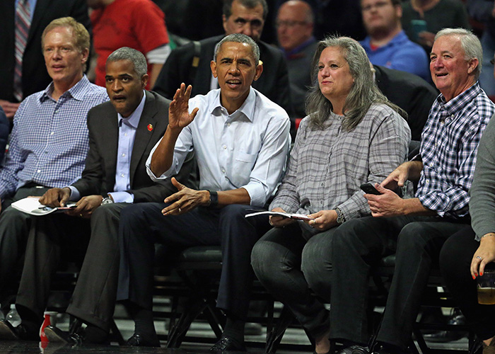奥巴马现场观战NBA揭幕战_虎扑其他新声