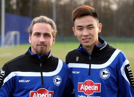 吴兴涵试训德乙图片曝光，土超豪门也想签他_虎扑中国足球新声