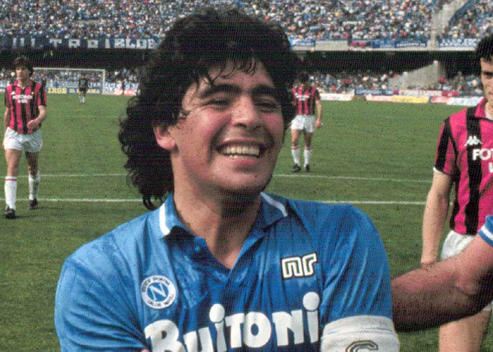 马拉多纳称赞那不勒斯夺取半程冠军_虎扑其他