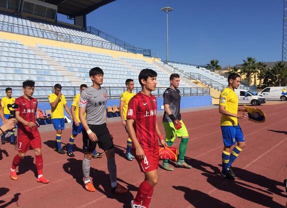 热身赛:三连胜!上港3-1拉斯帕尔马斯B_虎扑中