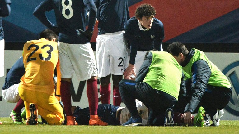 天体:拉波特赛季确定报销_虎扑国际足球新闻