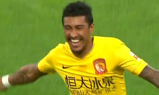 GIF:保利尼奥补射破门,鲁能0-2恒大_虎扑中国