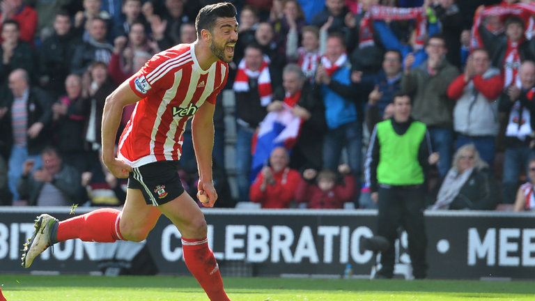 天空体育:意大利前锋佩莱将转会山东鲁能