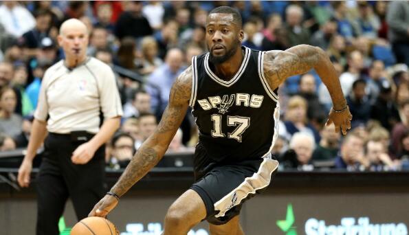 乔纳森-西蒙斯20分破生涯得分纪录_虎扑NBA