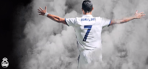 GIF:前场倒三角配合,C罗帽子戏法!_虎扑国际足