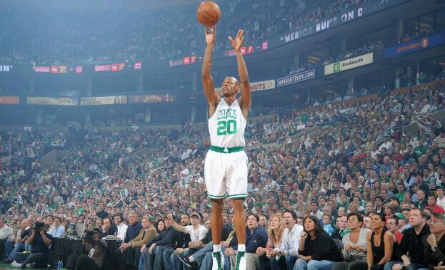 阿伦生涯数据:两届冠军，三分之王_虎扑NBA新闻