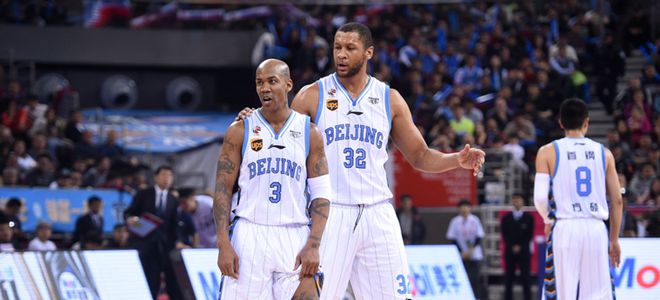 方硕:全队都选择相信莫里斯_虎扑CBA新闻