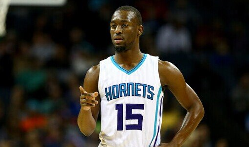 "恭喜我的兄弟@kembawalker(沃克的帐号名)#allstar" 贝里内利写道.