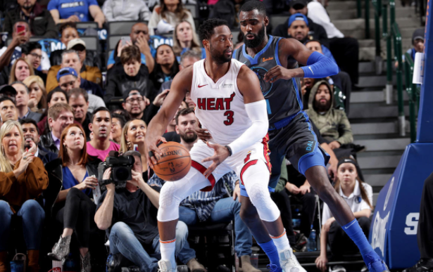 变向抛投!韦德对独行侠砍全场最高22分集锦 NBA新闻 第1张 变向抛投!韦德对独行侠砍全场最高22分集锦 NBA新闻 第1张