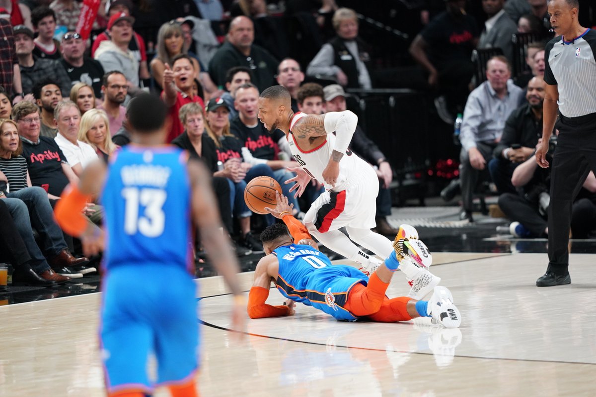 多点开花!利拉德、麦科勒姆和坎特合砍74分 NBA新闻 多点开花!利拉德、麦科勒姆和坎特合砍74分 NBA新闻