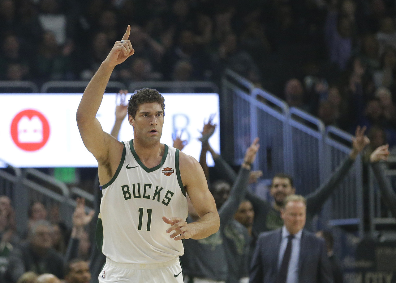 大洛成为季后赛第四位砍下至少25分10板4帽4记三分的球员 NBA新闻 大洛成为季后赛第四位砍下至少25分10板4帽4记三分的球员 NBA新闻