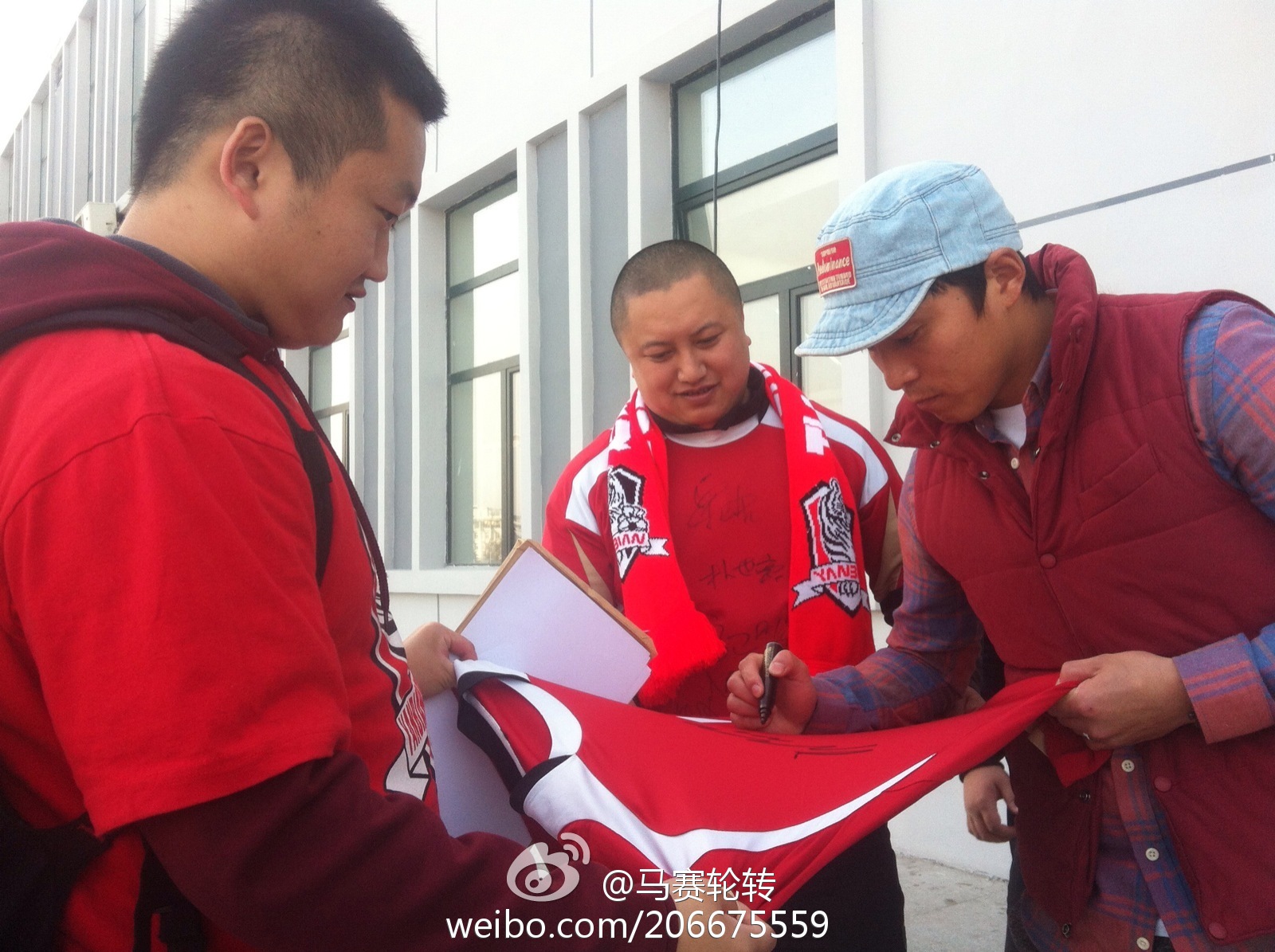 感谢1个赛季对于延边队做.