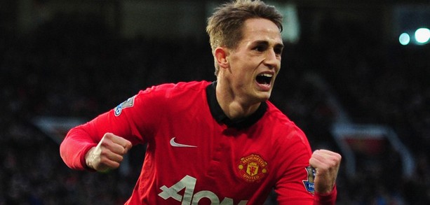 经纪人:贾努扎伊比同年龄C罗梅西赚更多钱_虎