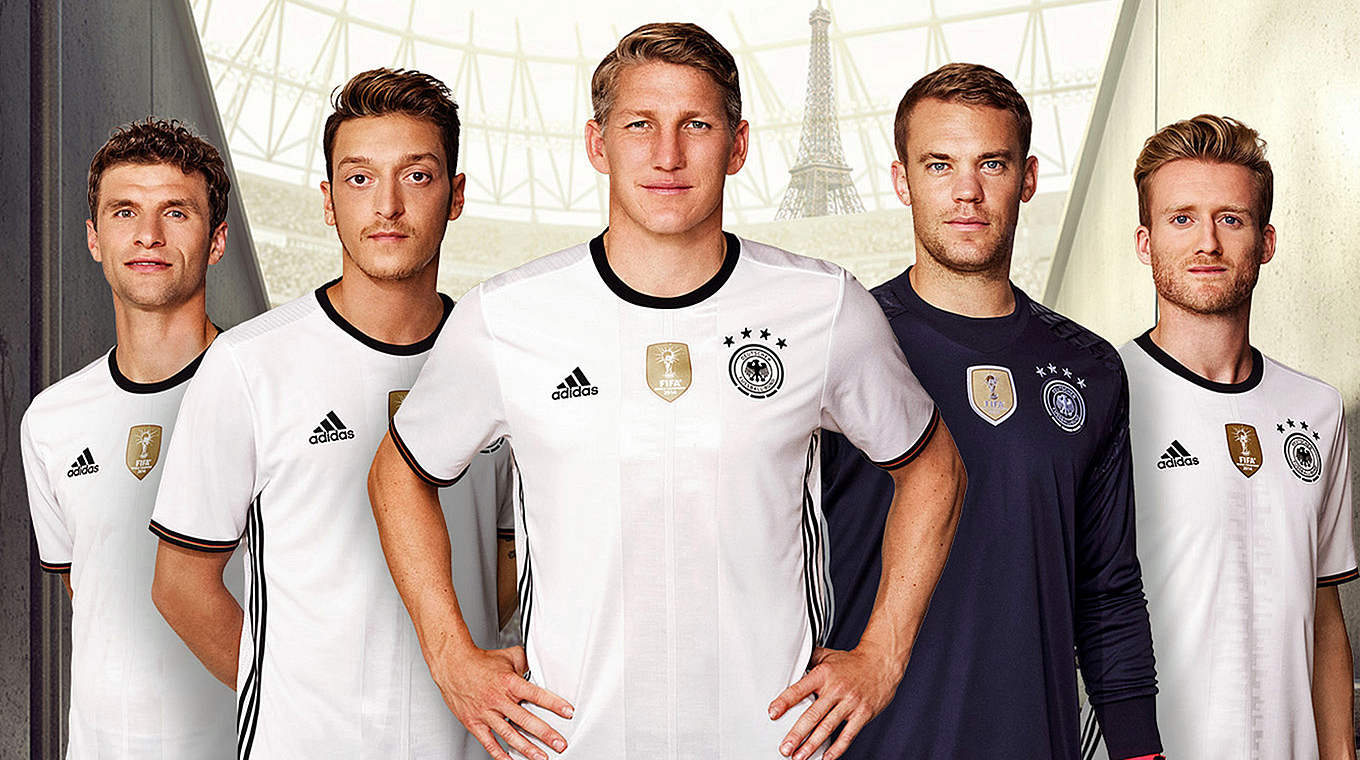 年欧洲杯德国队球衣图片：德意志力量展现，球衣细节尽显荣耀