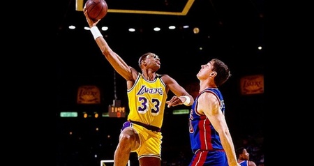 [流言板]贾巴尔为科比写诗:亲爱的退役