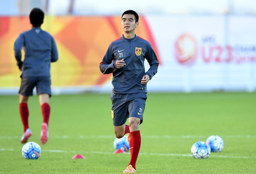 国奥战伊朗裁判公布,乌兹别克斯坦嫩哨执法_虎