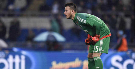 这位巴西球员此前透露腿部不适,今天接受检查,结果显示其右腿孖肌