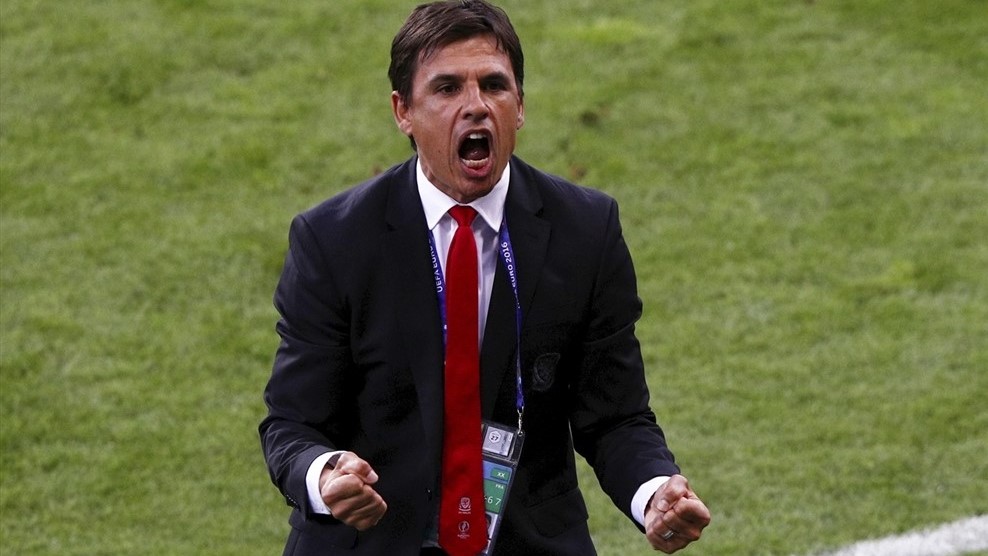 威尔士主教练科尔曼在赛后采访时表示,"我们今天踢得并不是很好,这都