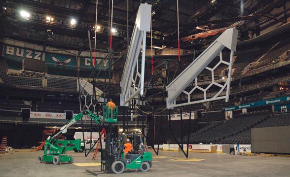 黄蜂将更换球馆主场上空的大屏幕_虎扑NBA新