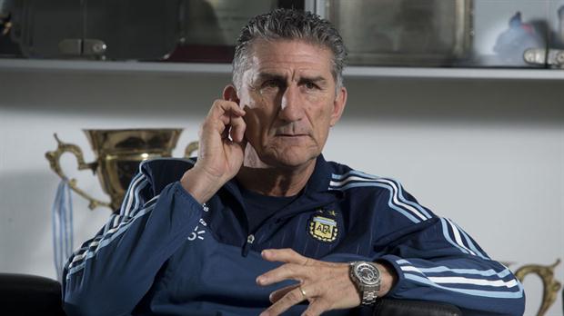 巴乌萨:阿根廷足球缺乏一种能传承的鲜明特点