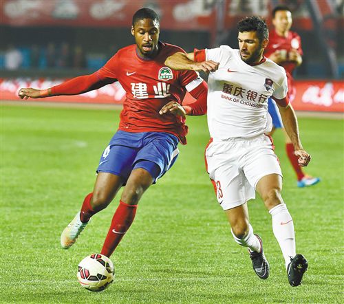 戈麦斯:我在建业很开心,下赛季也不想离开