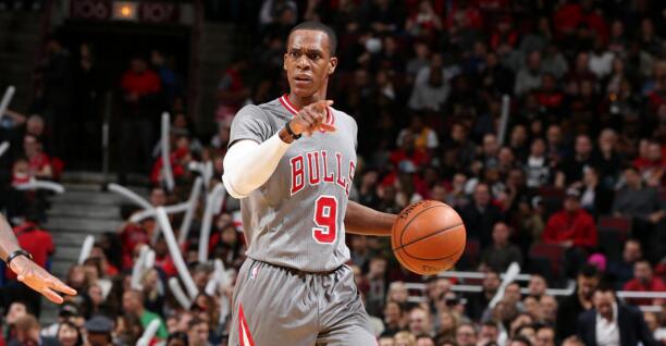 拉简-隆多上一场被禁赛后今日复出,隆多被禁赛的原因是他与公牛助教