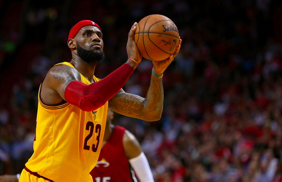 詹姆斯罚球命中数超越雷吉-米勒,升至历史第1